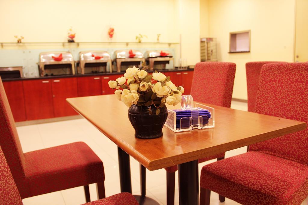 Hanting Hotel Beijing Chaoyang Park Exterior foto